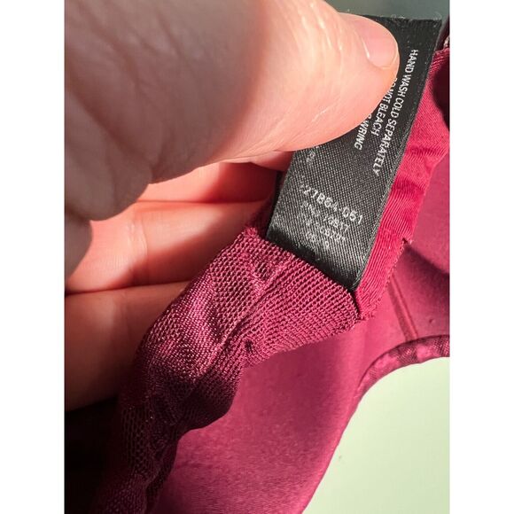 Body by Victoria Ipex Size 36D Burgundy Lined No Wire Bra Victoria's Secret - Picture 4 of 6